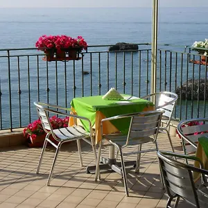 Miramare Bed & Breakfast